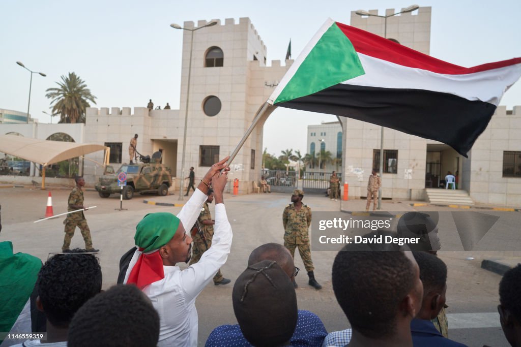 Khartoum Protests Continue As Military Delays Ceding Power