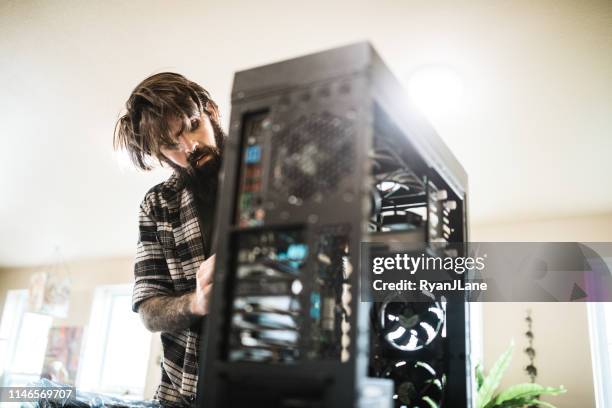 2,600 Pc Computer Repair Stock Photos, High-Res Pictures, and Images ...