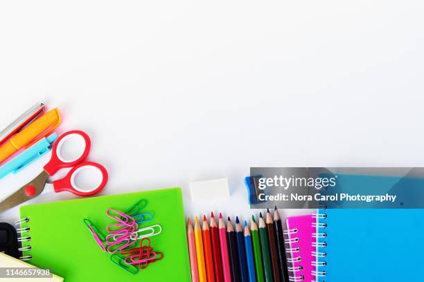 school and office supplies on white background - material escolar fotografías e imágenes de stock