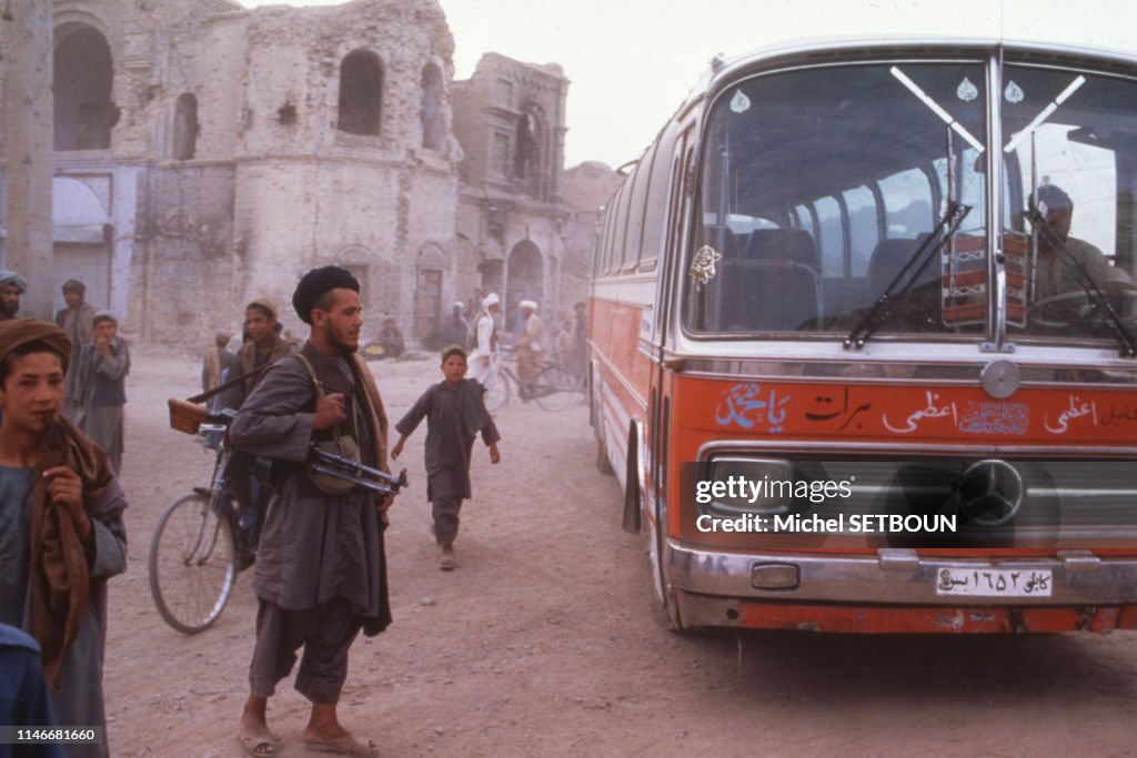 Car dans une rue en Afghanistan