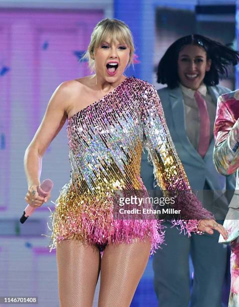 Taylor Swift performs during the 2019 Billboard Music Awards at MGM Grand Garden Arena on May 1, 2019 in Las Vegas, Nevada.