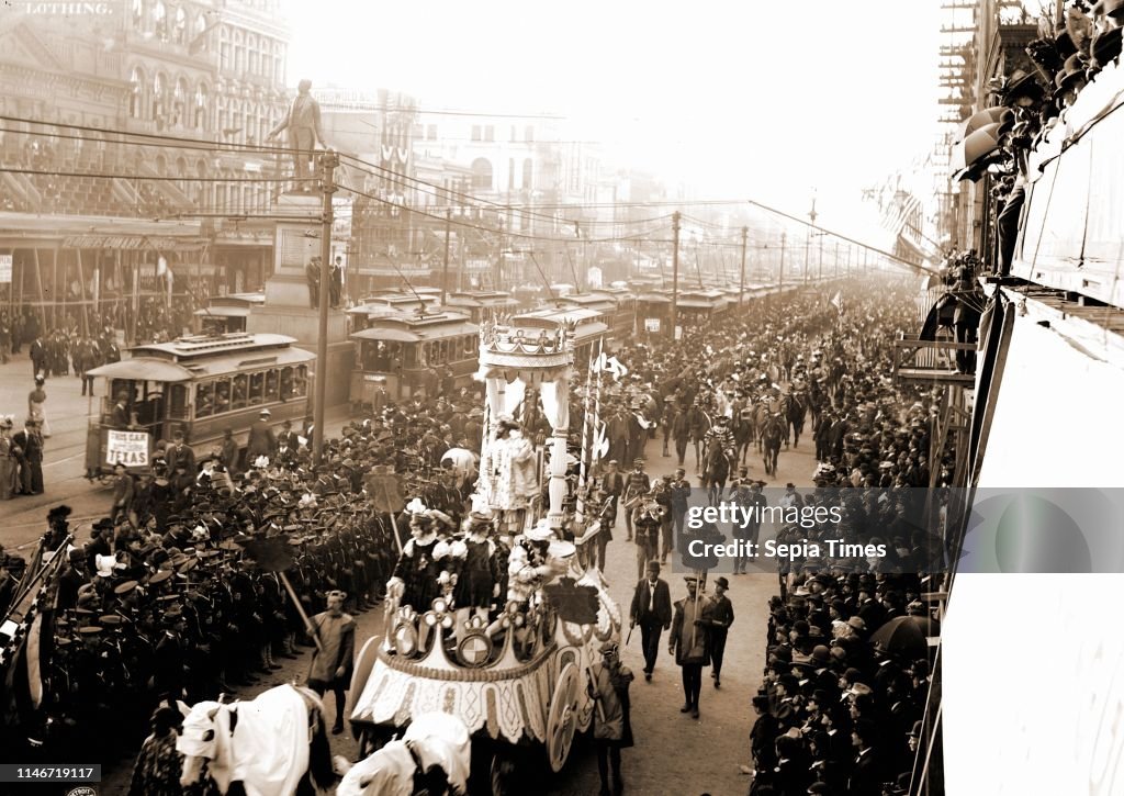 Mardi Gras procession on Canal St