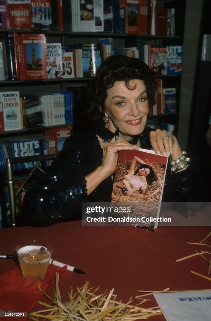 Actress Jane Russell poses for a portrait in 1986 in Los Angeles ...