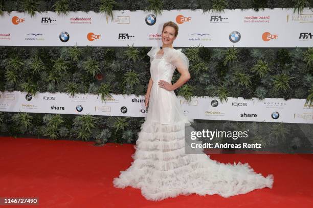 Lisa Martinek attends the Lola - German Film Award red carpet at Palais am Funkturm on May 03, 2019 in Berlin, Germany.