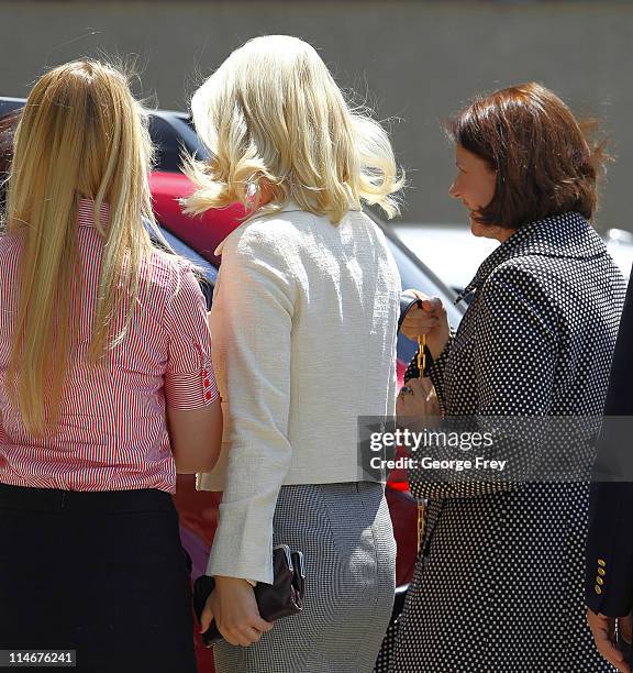 Sister, Mary Katherine Smart, Elizabeth Smart and Louis Smart, right, mother of Elizabeth walks into court for the sentencing of Elizabeth's...