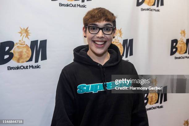 Tyler R Gomez Tyler Gomez Photos and Premium High Res Pictures - Getty Images