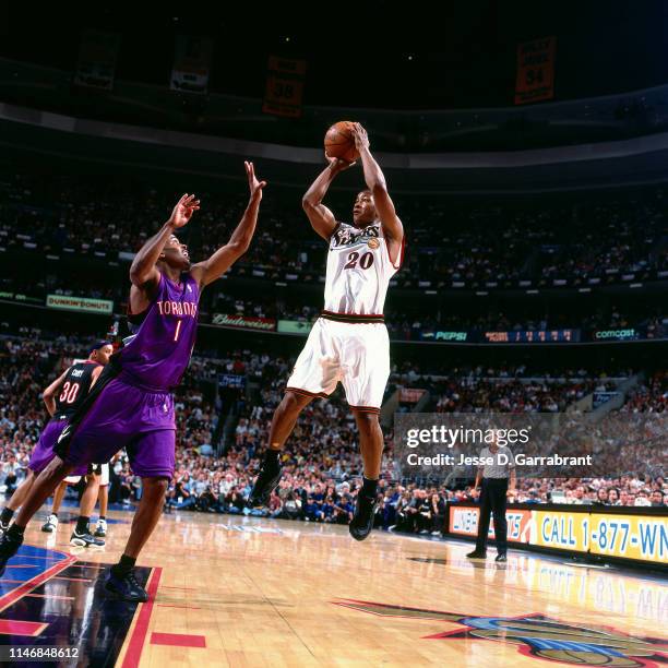 Eric Snow of the Philadelphia 76ers shoots the ball against the Toronto Raptors during Game Seven of the Eastern Conference Semifinals of the 2001...