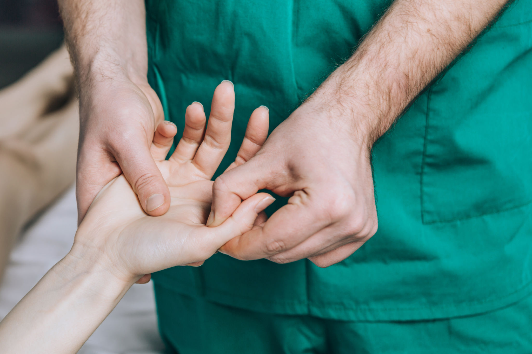 acupuncture therapist