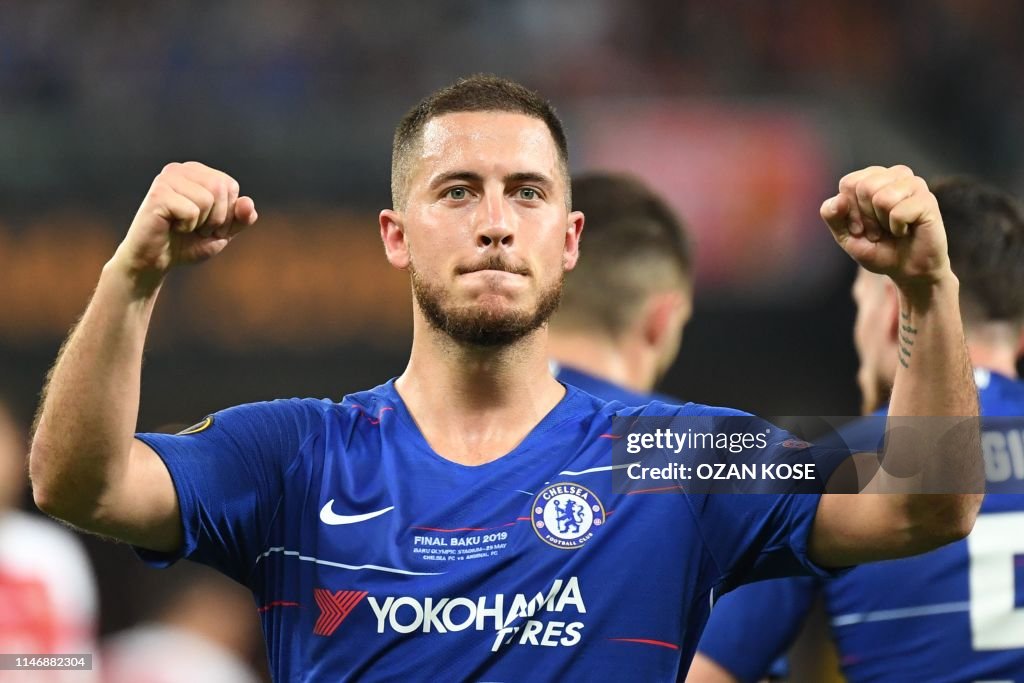 TOPSHOT-FBL-EUR-C3-CHELSEA-ARSENAL-FINAL