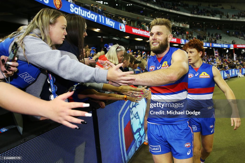 AFL Rd 7 - Western Bulldogs v Richmond