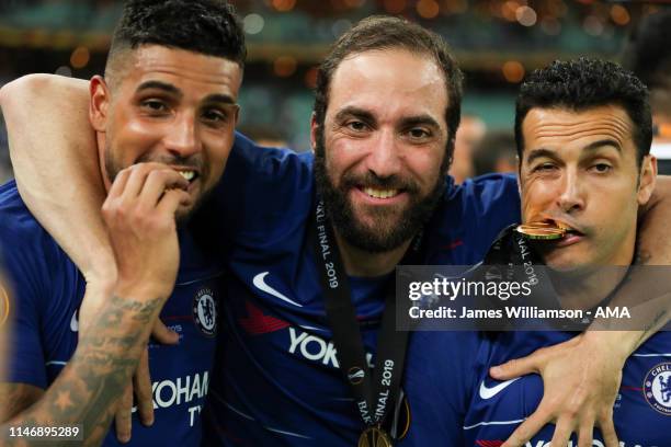 Emerson Palmeieri of Chelsea, Gonzalo Higuain of Chelsea and Pedro of Chelsea celebrate after winning the UEFA Europa League Final between Chelsea...