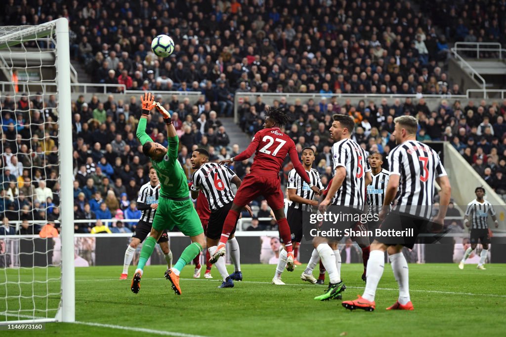 Newcastle United v Liverpool FC - Premier League