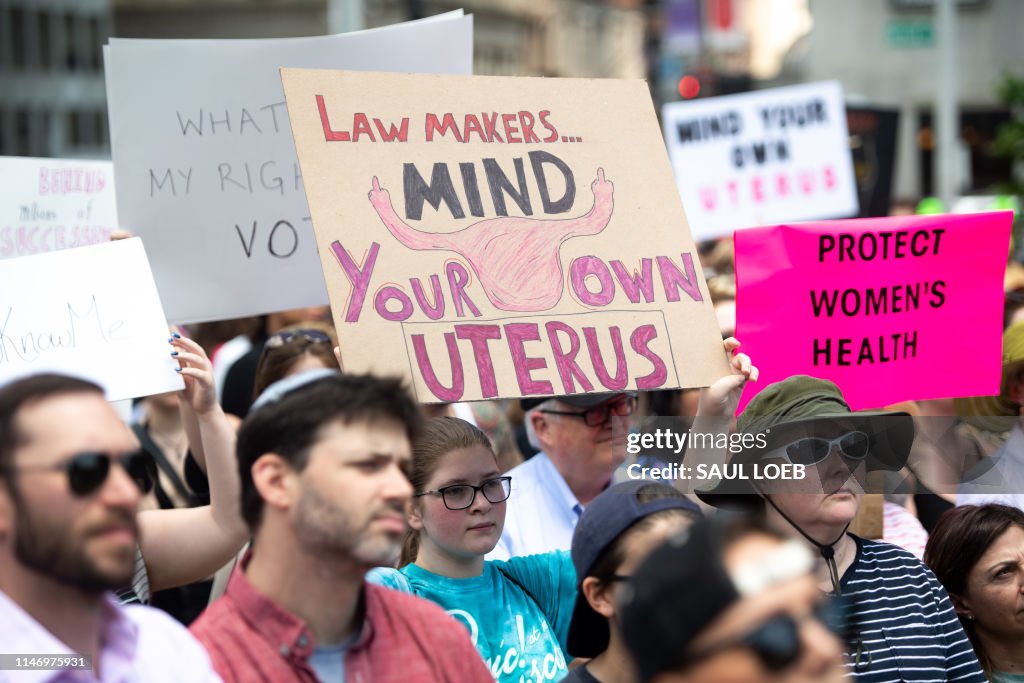 US-politics-RIGHTS-abortion