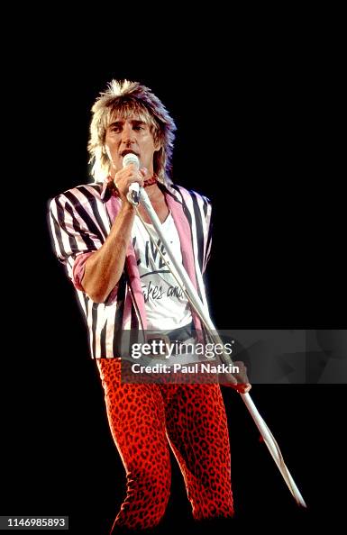 Rod Stewart Rocker English Rock singer Rod Stewart performs onstage at the Rosemont ...