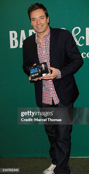 Jimmy Fallon Sign 94 Jimmy Fallon Signs Copies Of Thank You Notes Photos & High Res ...