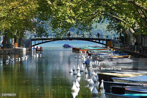 water and shadow serenity - annecy stock pictures, royalty-free photos & images