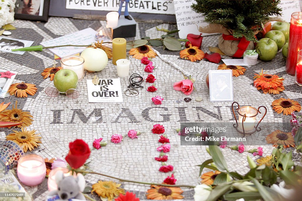 Fans and Mourners Pay Their Respects to John Lennon on the 25th Anniversary of His Death - New York City