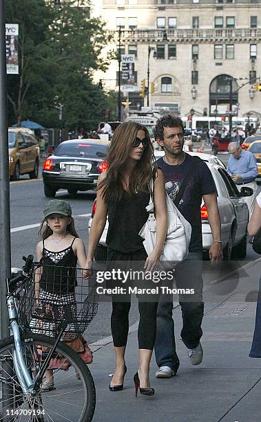 Kate Beckinsale Lilly Beckinsale and Michael Sheen