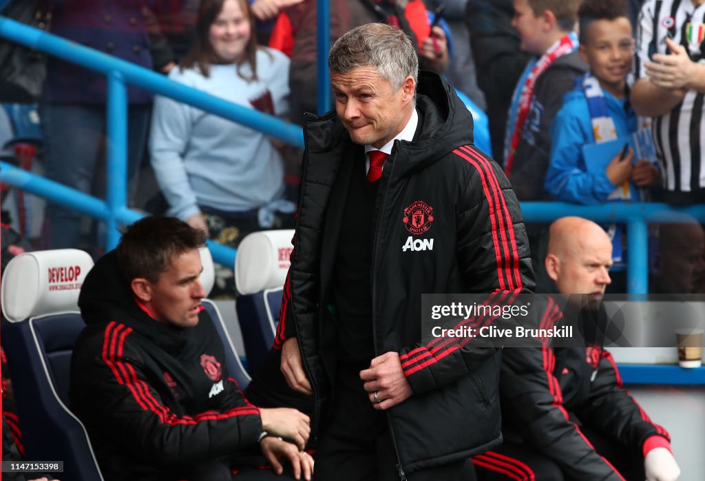 Huddersfield Town v Manchester United - Premier League