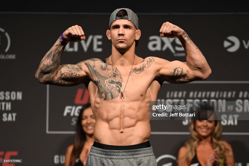 UFC Fight Night: Weigh-ins