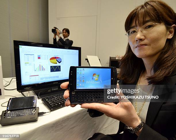 Fmv Mini Computer 32 Fmv Stock Photos, High-Res Pictures, and Images - Getty Images