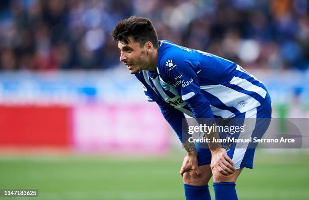 Joaquin Navarro 'Ximo' of Deportivo Alaves in action during the La Liga match between Deportivo Alaves and Real Sociedad at Estadio de Mendizorroza...