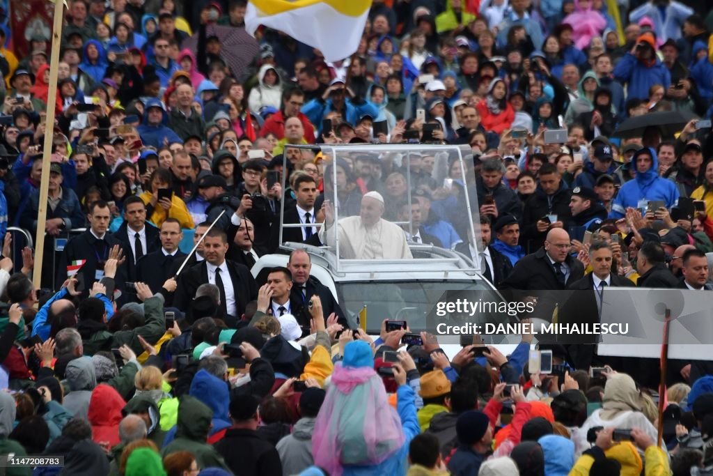 ROMANIA-VATICAN-RELIGION-POPE