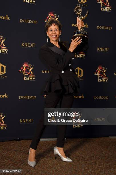 Vernee Watson poses with the Daytime Emmy Award for Outstanding Supporting Actress in a Drama Series in the press room during the 46th annual Daytime...