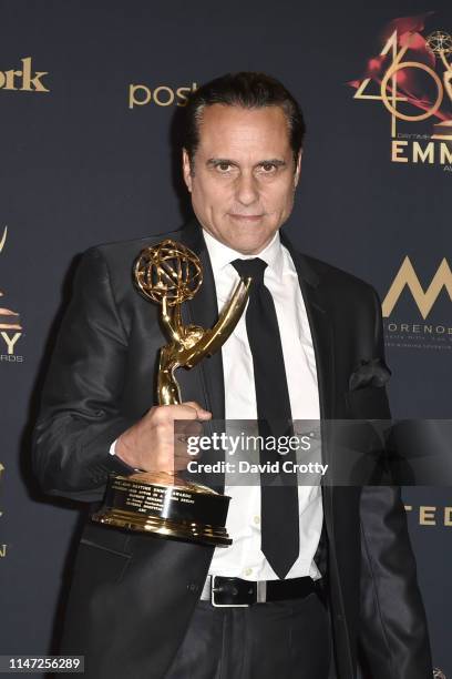 Maurice Benard poses with his Emmy for Outstanding Lead Actor in a Drama Series at the 46th Annual Daytime Emmy Awards at Pasadena Civic Center on...