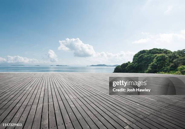 seaside wooden parking lot - observation point fotografías e imágenes de stock