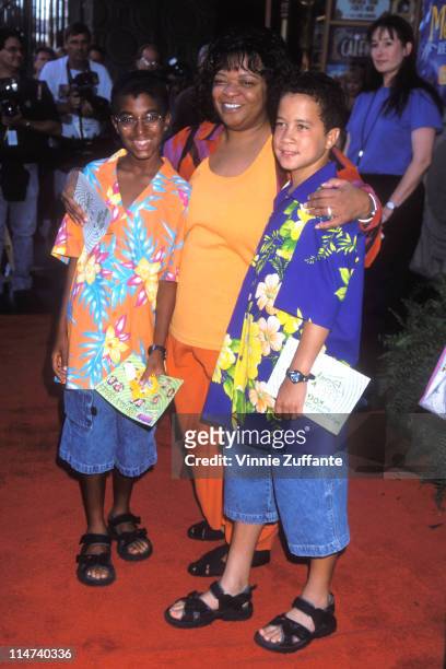 Nell Carter and sons at the premiere of the Little Mermaid 2