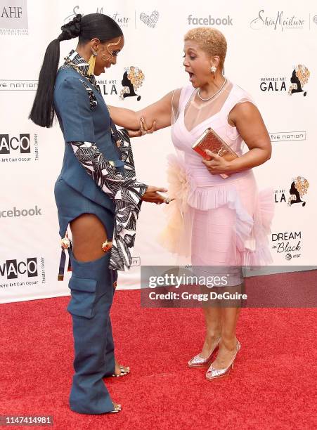 Kelly Rowland and Linda Johnson Rice arrive at the WACO Theater Center's 3rd Annual Wearable Art Gala at The Barker Hangar at Santa Monica Airport on...