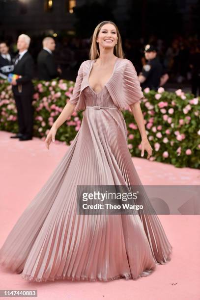Gisele Bündchen attends The 2019 Met Gala Celebrating Camp: Notes on Fashion at Metropolitan Museum of Art on May 06, 2019 in New York City.