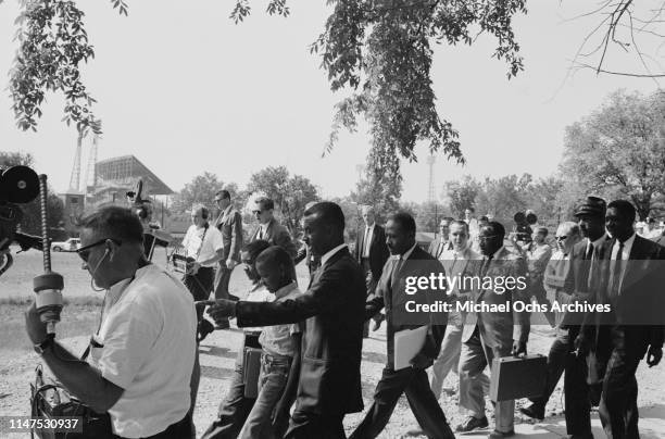 Schoolboys Dwight and Floyd Armstrong arrive at Graymont Elementary School in Birmingham, Alabama, on the first day of desegregation of schools in...