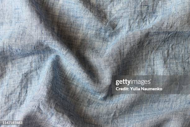 close up gray crumpled linen background - flachs stock-fotos und bilder