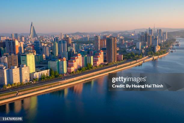 sunrise in pyongyang - pyongyang fotografías e imágenes de stock