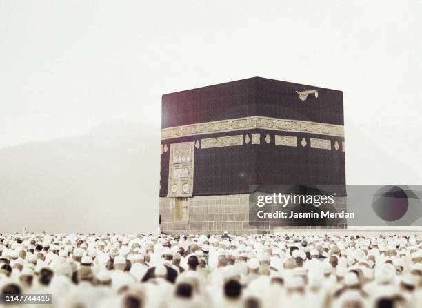 kaaba - al haram mosque stockfoto's en -beelden