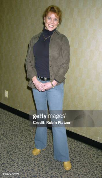 Erin Moran during Mike Carbonaros Big Apple Comic Book, Art and Toy Show Press Conference - January 21, 2005 at Penn Plaza Pavilion in New York City,...