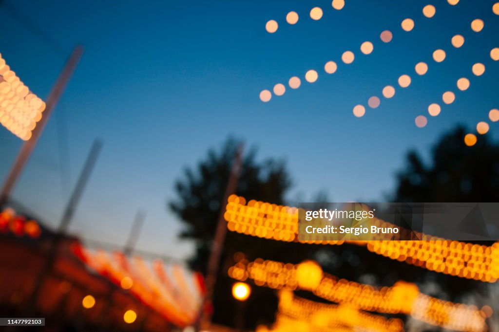 Feria de Sevilla desenfocada
