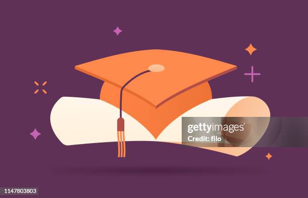 stockillustraties, clipart, cartoons en iconen met afstudeer mortarboard en diploma - rolled up