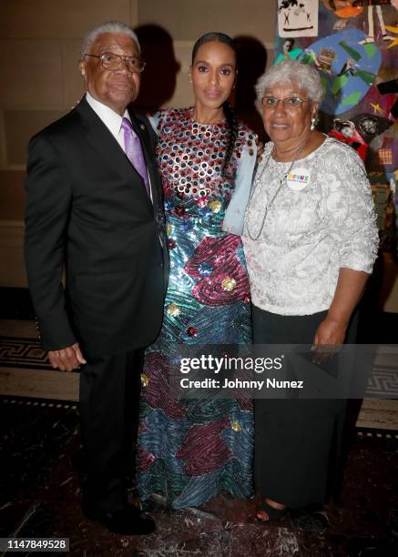 Earl Washington, Kerry Washington, and Valerie Washington attend the Bronx Children's Museum Third Annual Gala and Benefit Honoring Rita Moreno at...