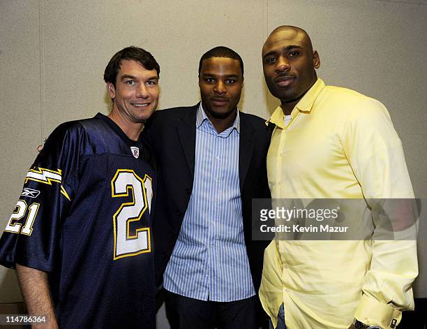 Actor Jerry O'Connell with The New York Giants' Osi Umenyiora and Brandon Jacobs backstage at Pepsi Smash Super Bowl Bash presented by VH1 at Ford...