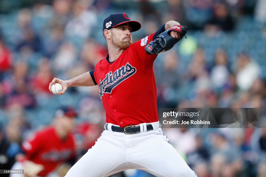 Chicago White Sox v Cleveland Indians
