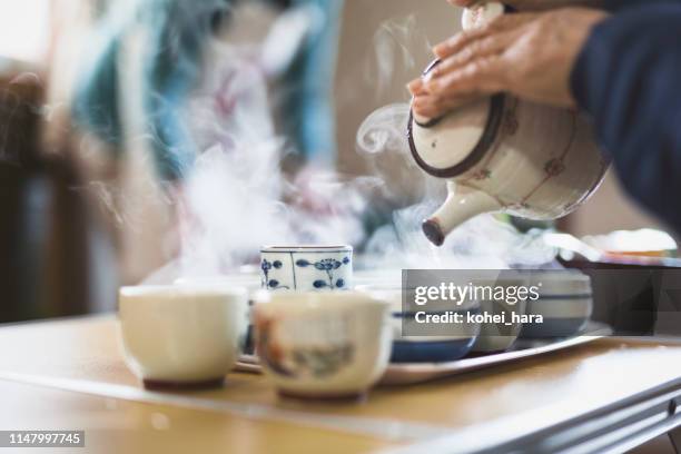 Testing Tea Pot Tea Laboratory Photos and Premium High Res Pictures - Getty Images