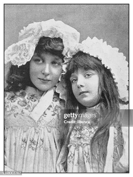 ilustrações, clipart, desenhos animados e ícones de foto antiga: violet e marie l' aigle cole - aigle