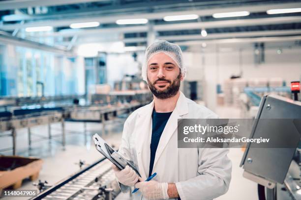 2,355 Packaging Operators Stock Photos, High-Res Pictures, and Images ...