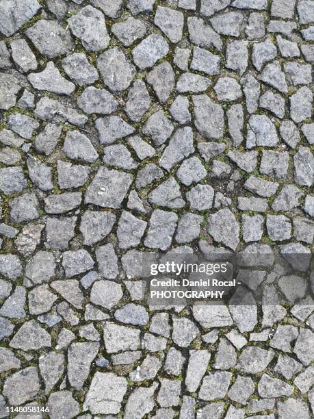 stone floor ii - cobblestone texture stock pictures, royalty-free photos & images