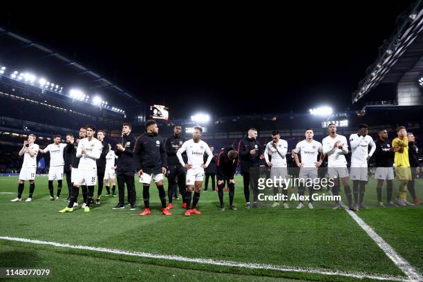 Eintracht Frankfurt players look dejected in defeat after the UEFA Europa League Semi Final Second Leg match between Chelsea and Eintracht Frankfurt...