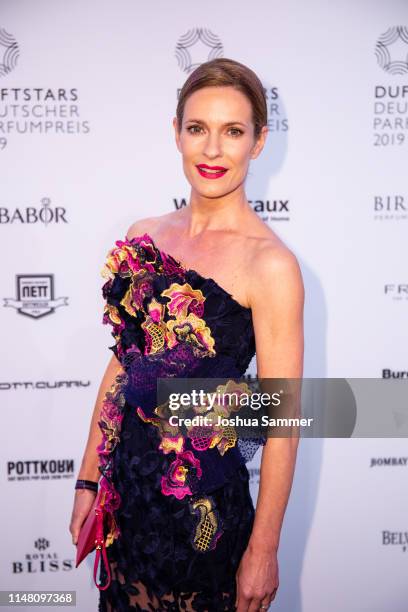 Lisa Martinek attends the Duftstars 2019 at Rheinterrasse on May 09, 2019 in Duesseldorf, Germany.