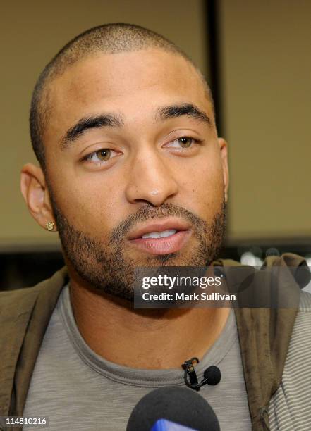 Bank of America showed their appreciation to Los Angeles customers yesterday by inviting Dodger Center Fielder Matt Kemp to make surprise appearances...